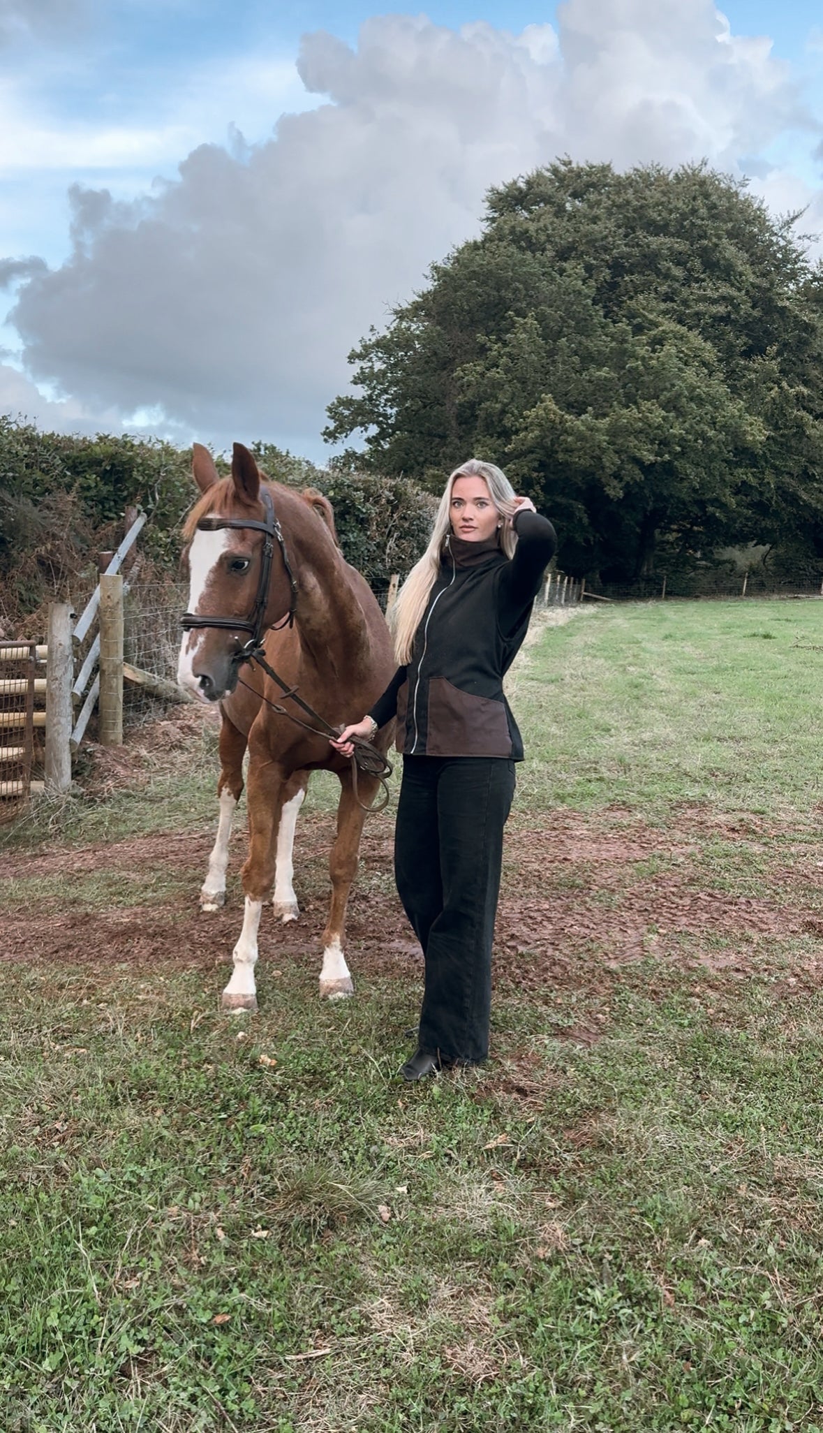 Pre order - Horse-bit Tweed Gilet- Black and Tan